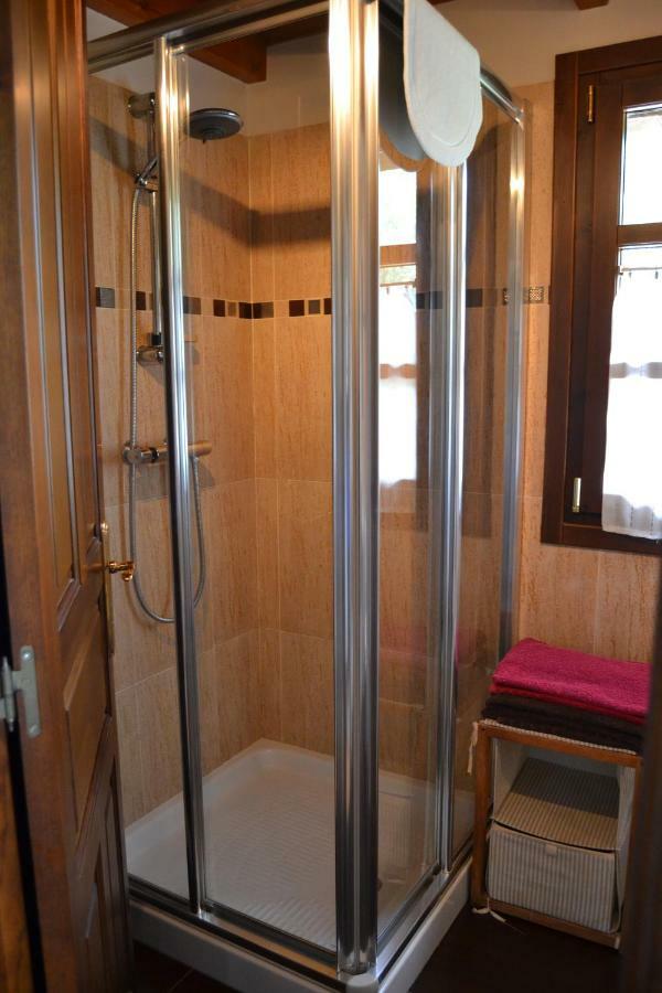 Apartamentos Rurales La Cirigueena Oles エクステリア 写真