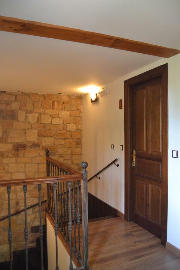 Apartamentos Rurales La Cirigueena Oles エクステリア 写真