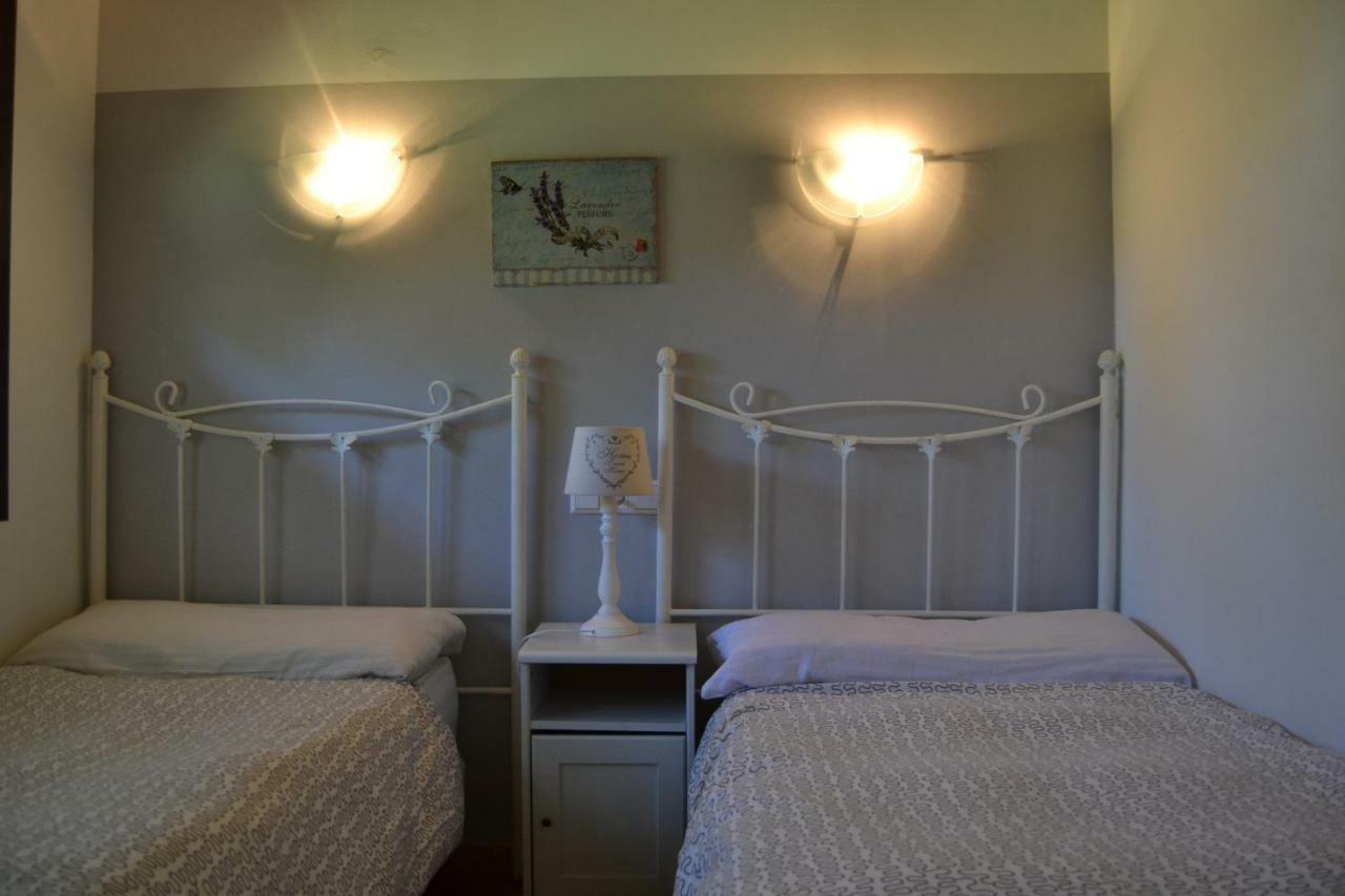 Apartamentos Rurales La Cirigueena Oles エクステリア 写真